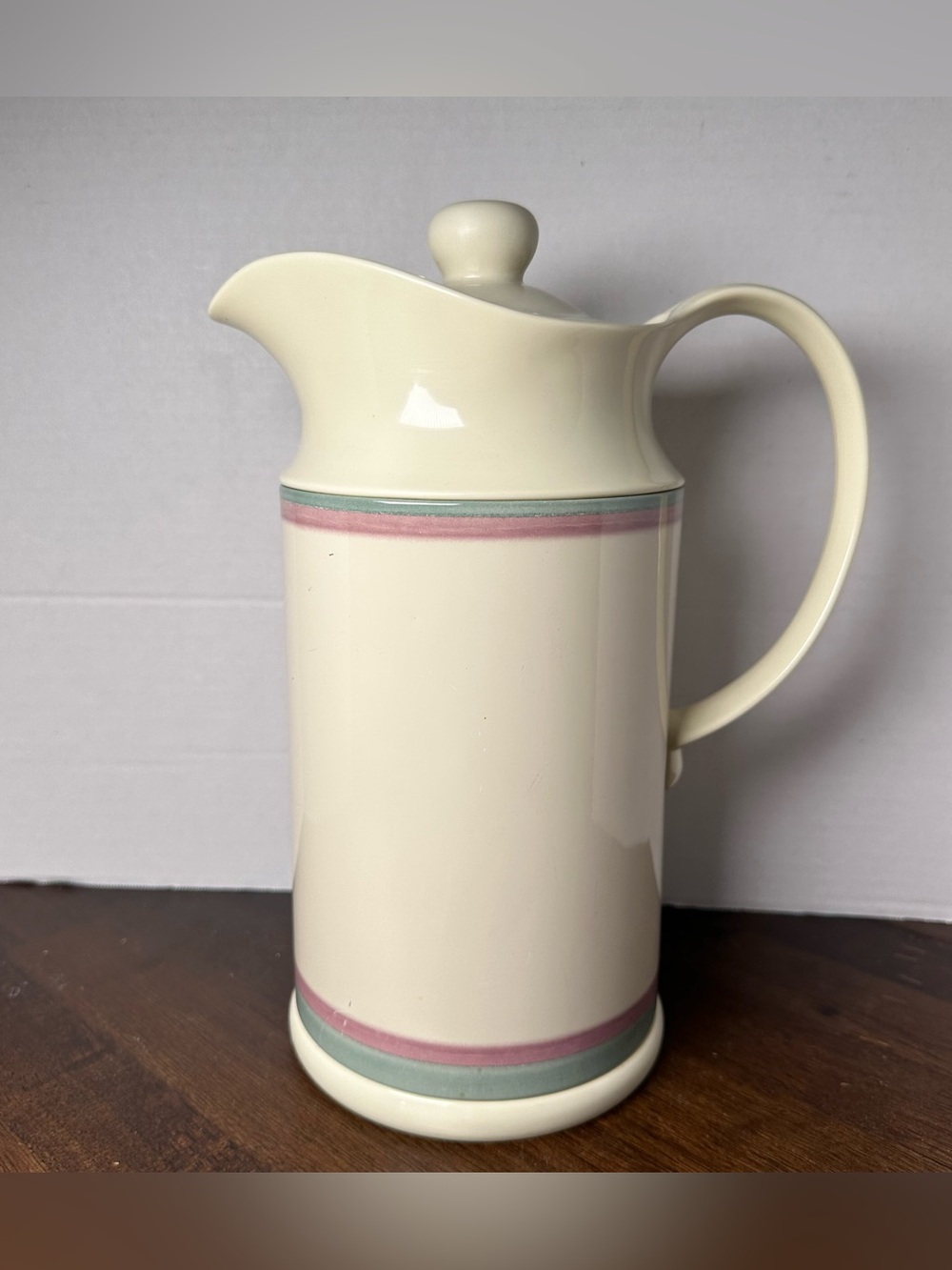 Vintage Pfaltzgraff Juniper Insulated Plastic Hot Cold Thermos Carafe Ivory